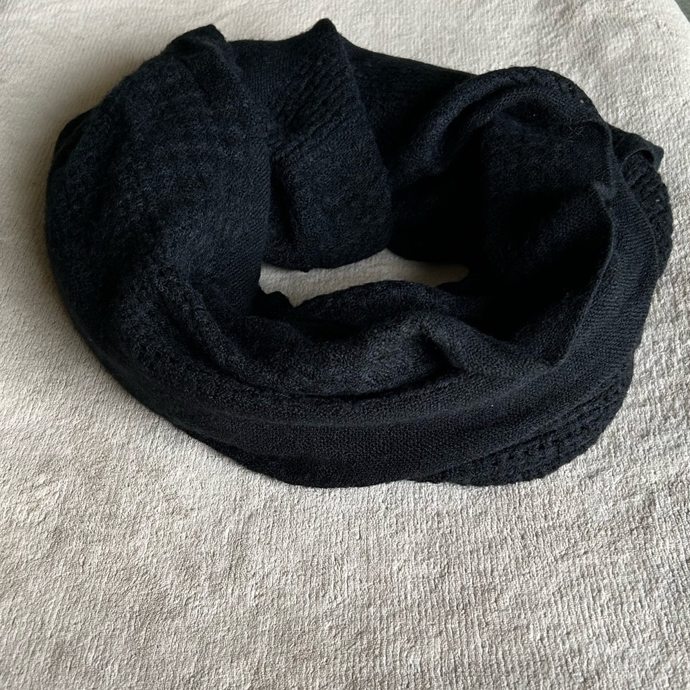Garage Lightweight Partial Open Knit Infinity Scarf in Black. One Size